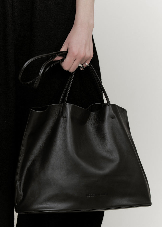 Relaxed Basket - Black | Handbags | Modern Weaving | Modern Weaving