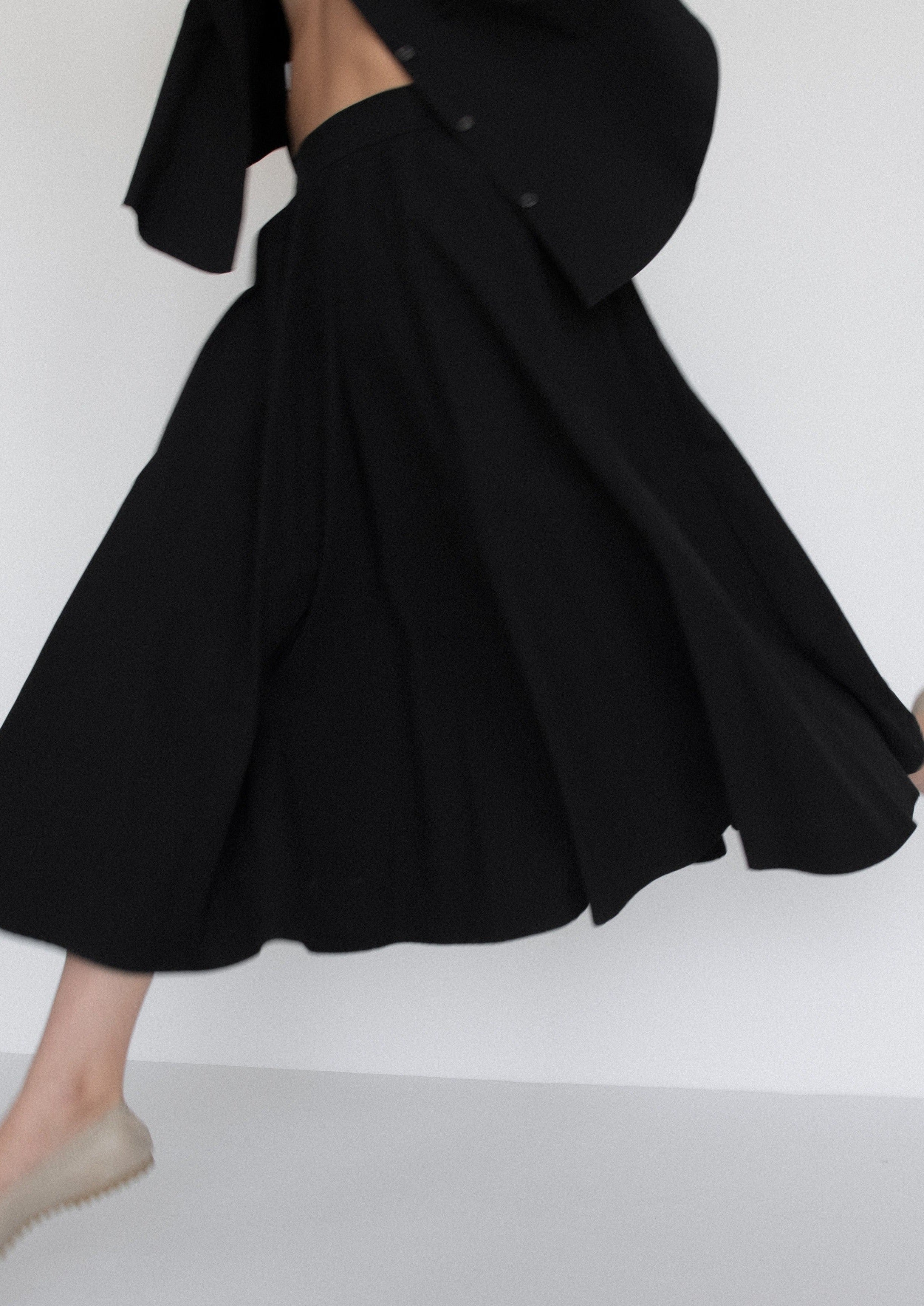 Relaxed Circle Skirt | Black Parchment Poplin | Modern Weaving