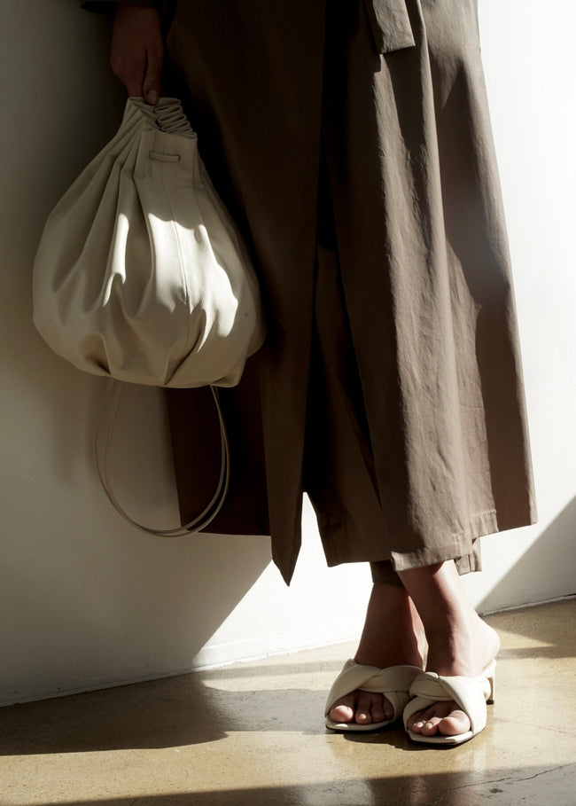 Pleated Balloon Bag | Creme | Modern Weaving