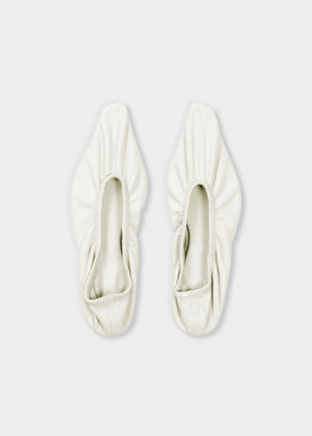 【Ecru】MODERN WEAVING Lamb Walking Shoe w Heydude Women's Wendy Crochet Lace Shoe - Whi | SoftMoc.com